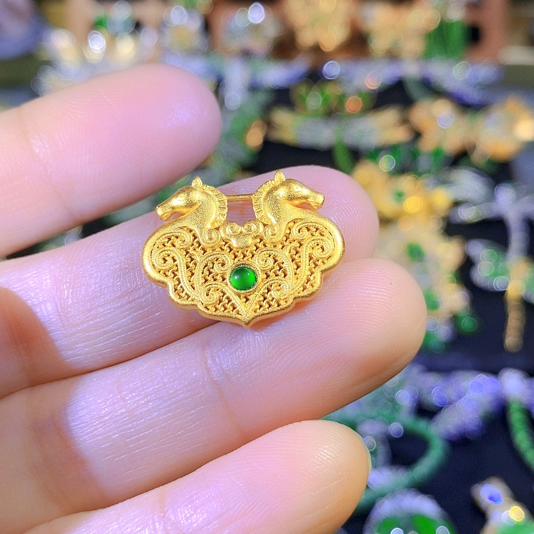 颈饰银S925镶嵌翡翠