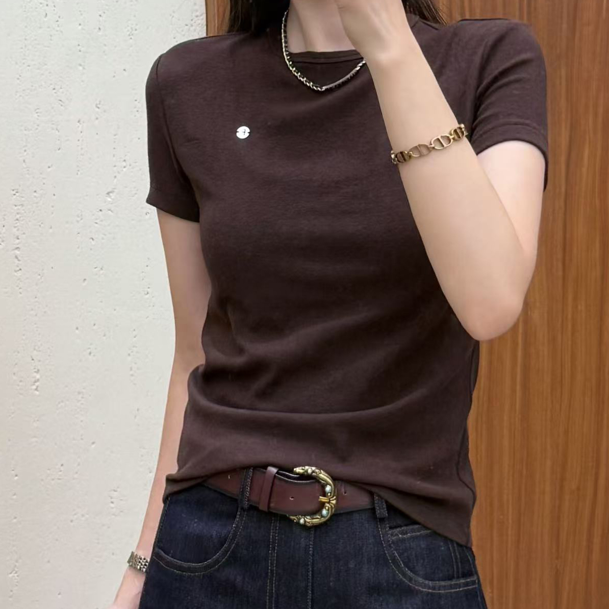 F修身T恤圆领夏季宽松正肩女短袖短袖半袖夏季经典