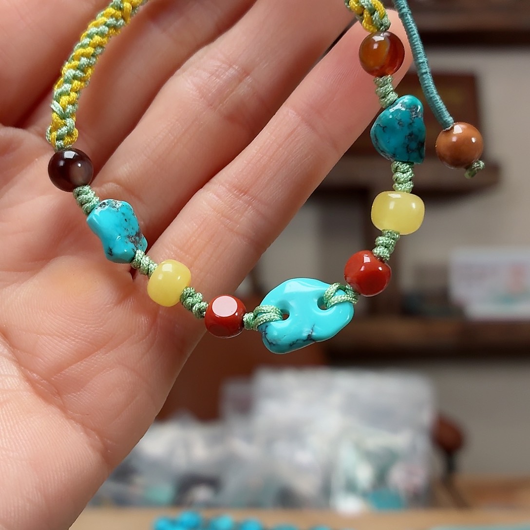 未镶嵌绿松石珠宝奇石