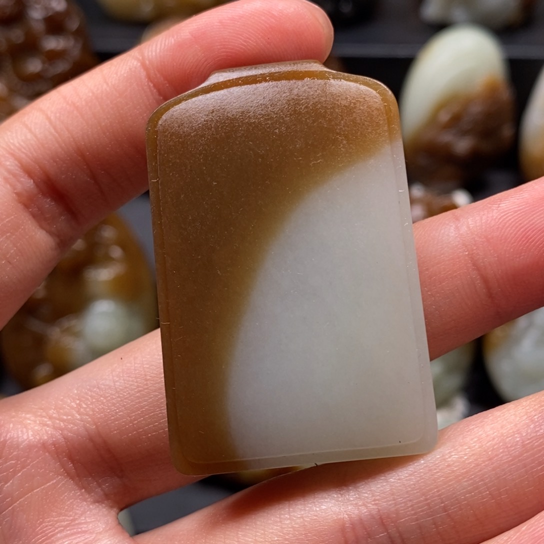 和田玉挂件未镶嵌