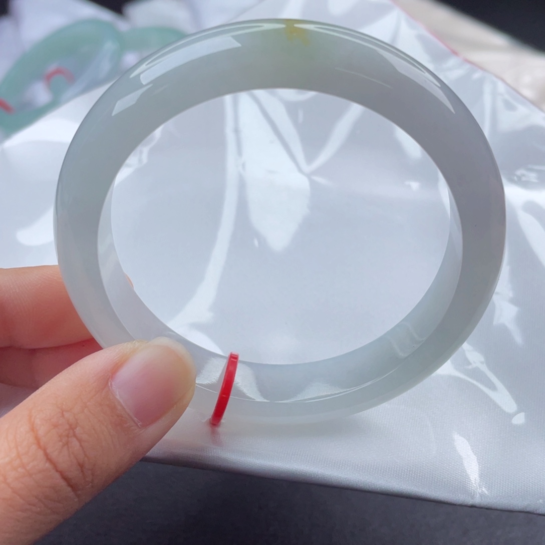 翡翠手镯未镶嵌5758正圈