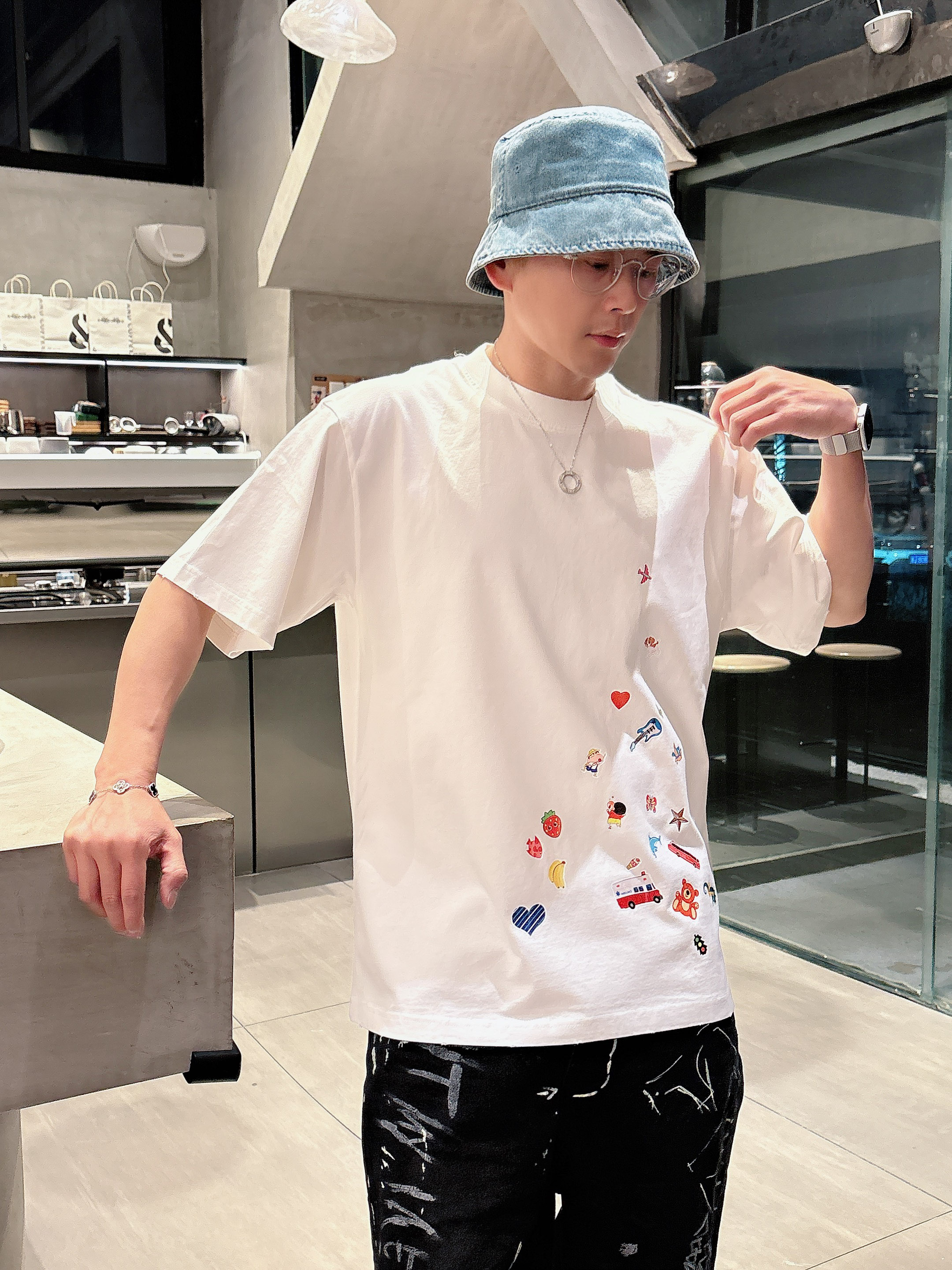 7725夏季新款高级感美式复古艺术风街头卡通印花小众穿搭套装