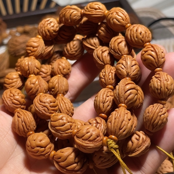 律***崖碧桃核肌肉纹脖挂