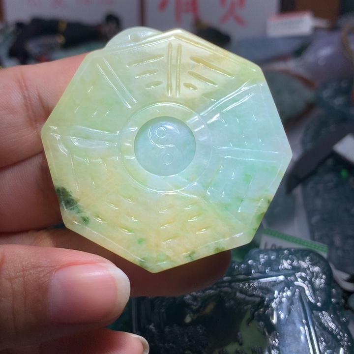 翡翠颈饰未镶嵌保真天然A货翡翠