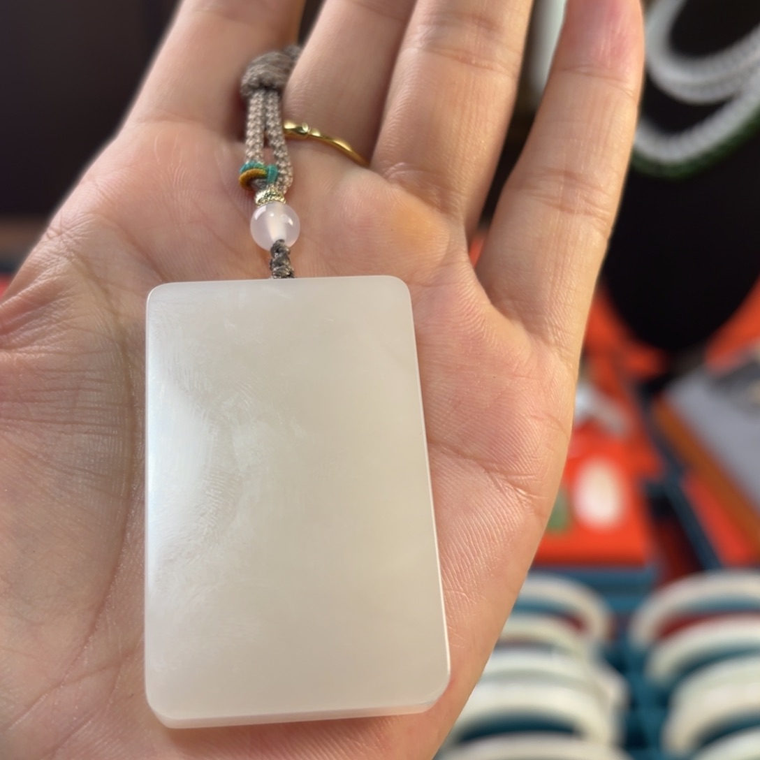 和田玉颈饰未镶嵌白玉50*31*8