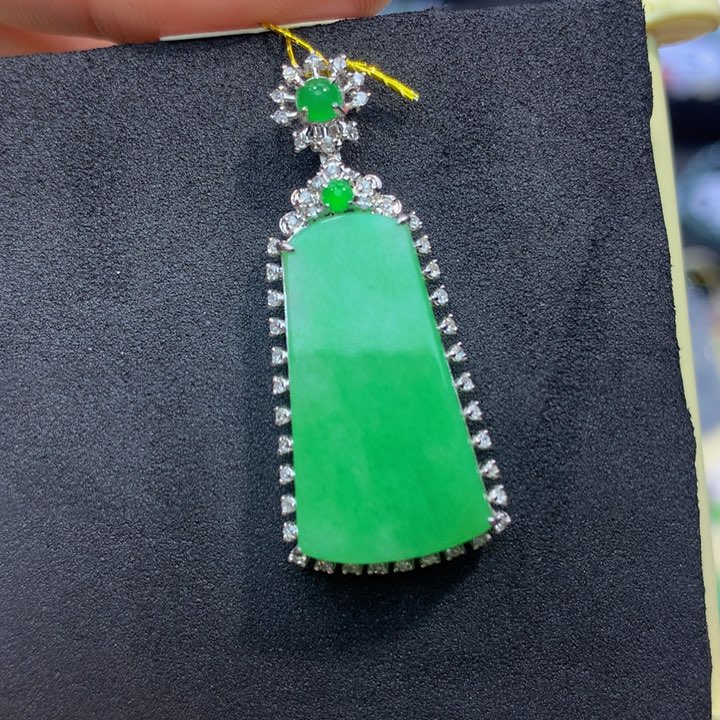 翡翠手链18K金镶嵌翡翠