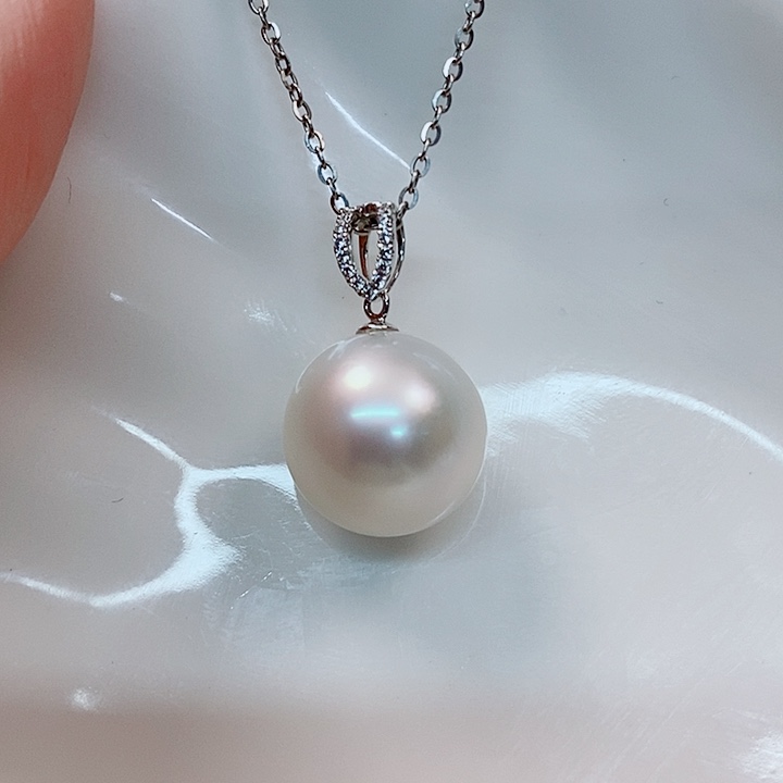 海水珍珠吊坠(不含链)18K金镶嵌澳白吊坠13-14mm