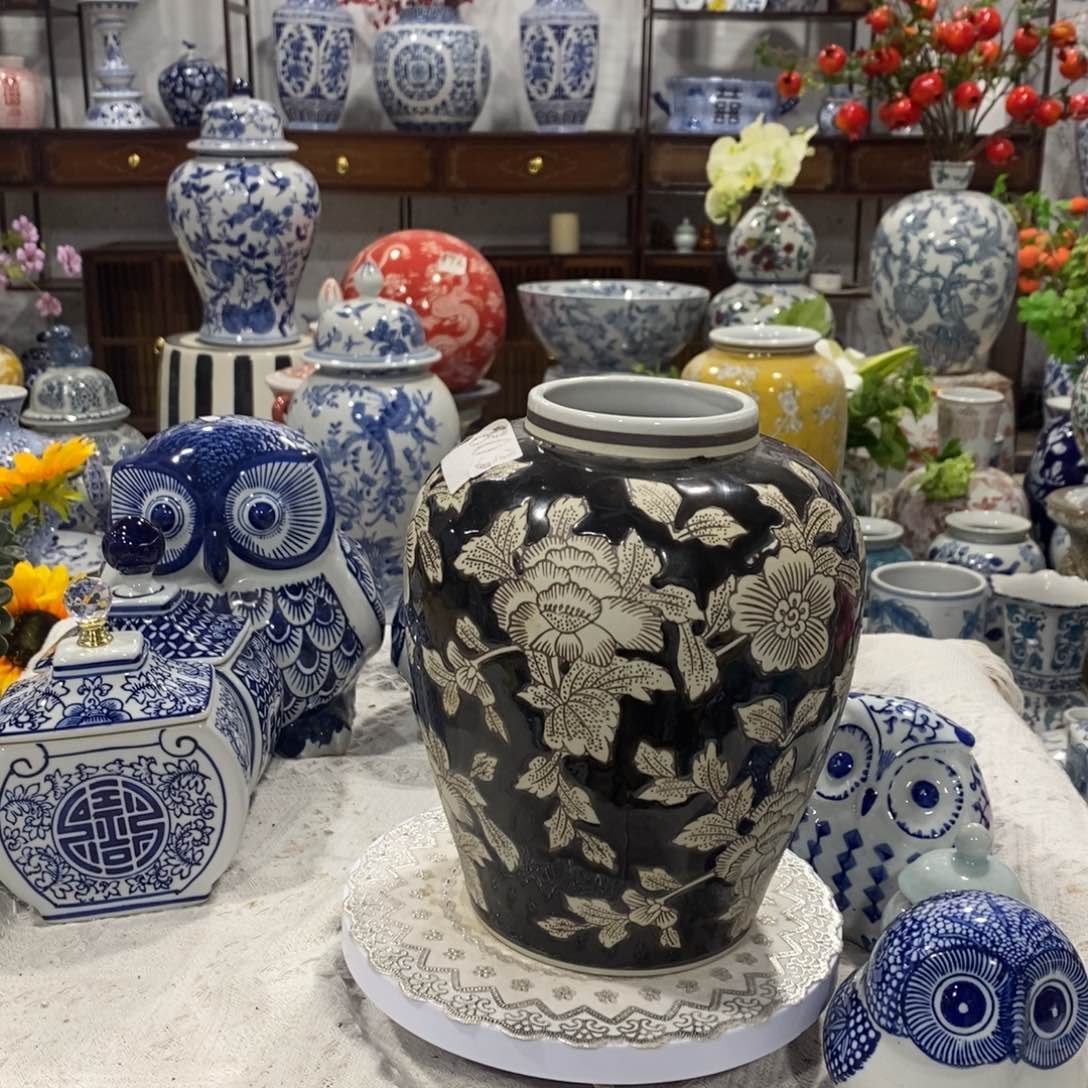 【闪购商品】摆件黑釉色花瓶摆件～