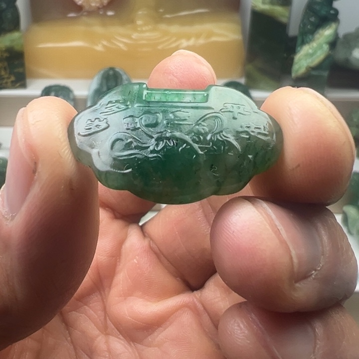 独山玉未镶嵌吊坠(不含链)