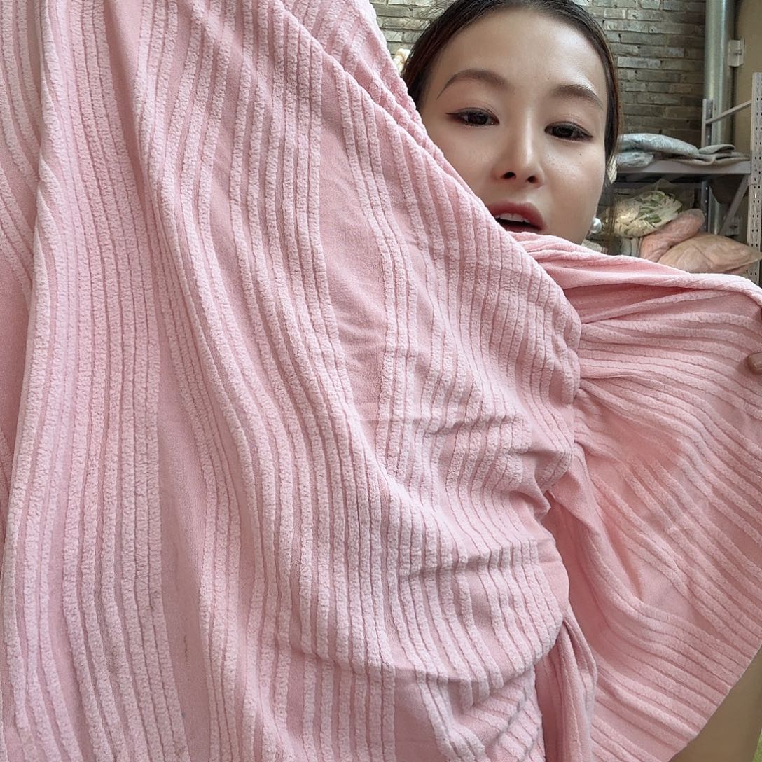 聚酯纤维万能沙发套250 贵妃