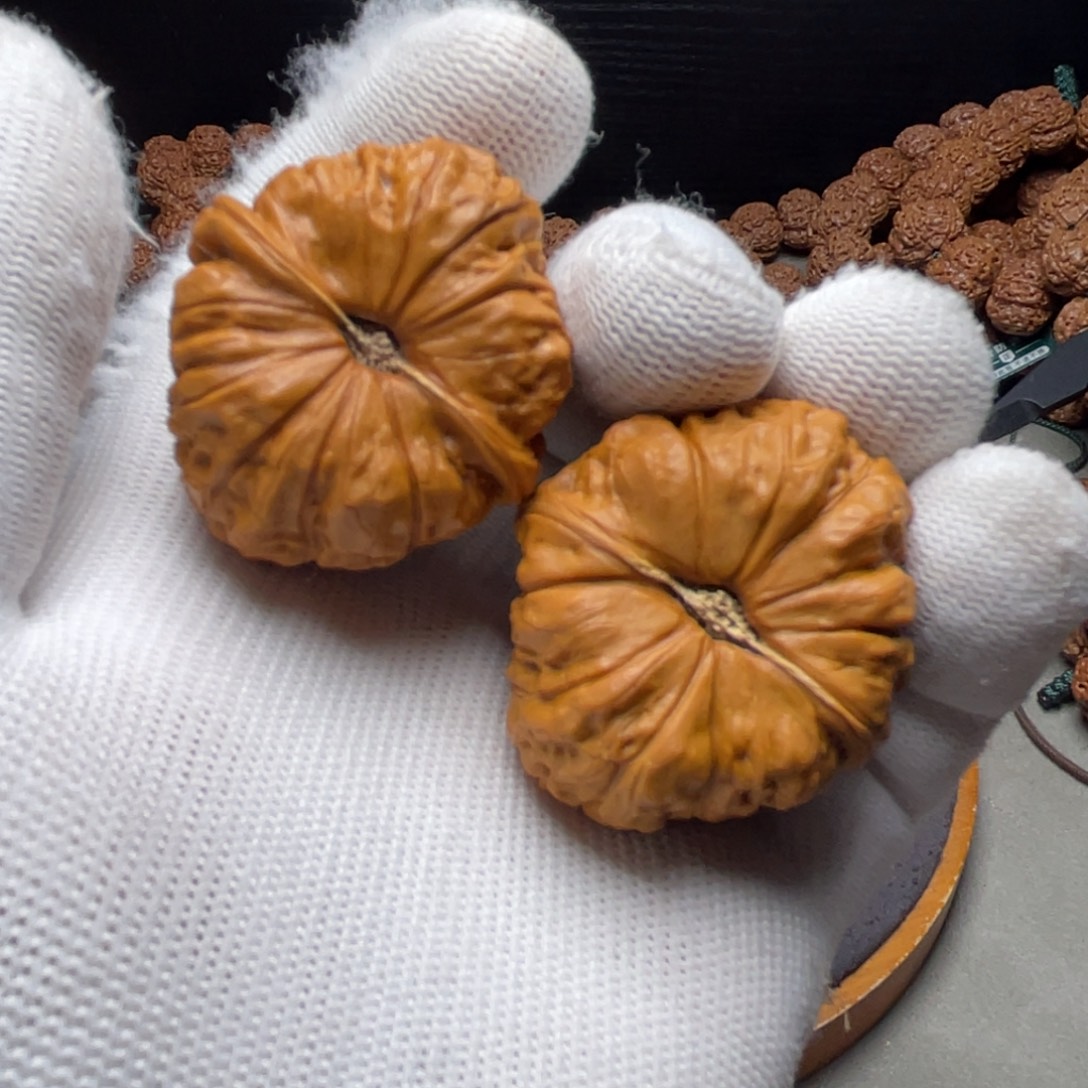 云***帆金刚菩提手串南瓜墩核桃41尺