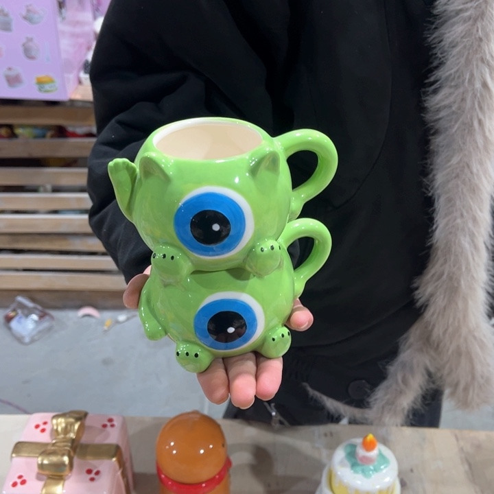 紫砂茶叶罐这么多人