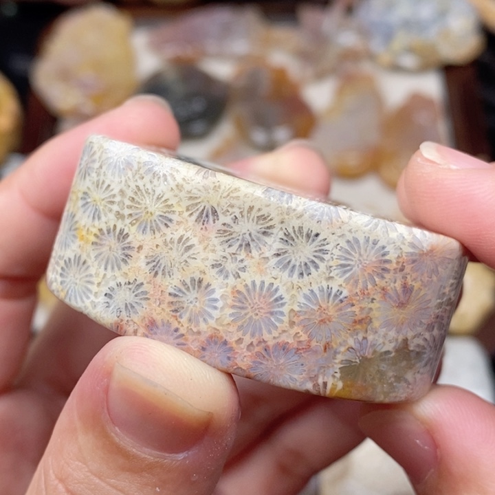 硅化玉手镯未镶嵌