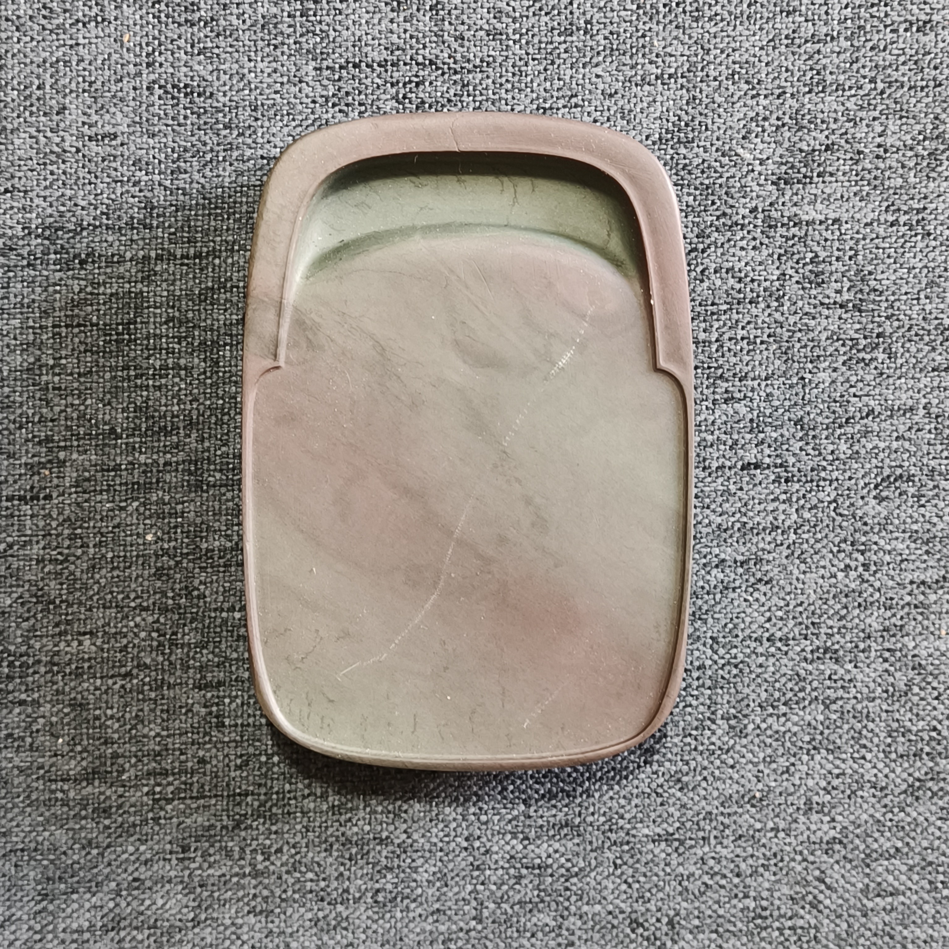 甘肃洮砚，西江双色小圆门字砚，尺寸10.1*7*2厘米