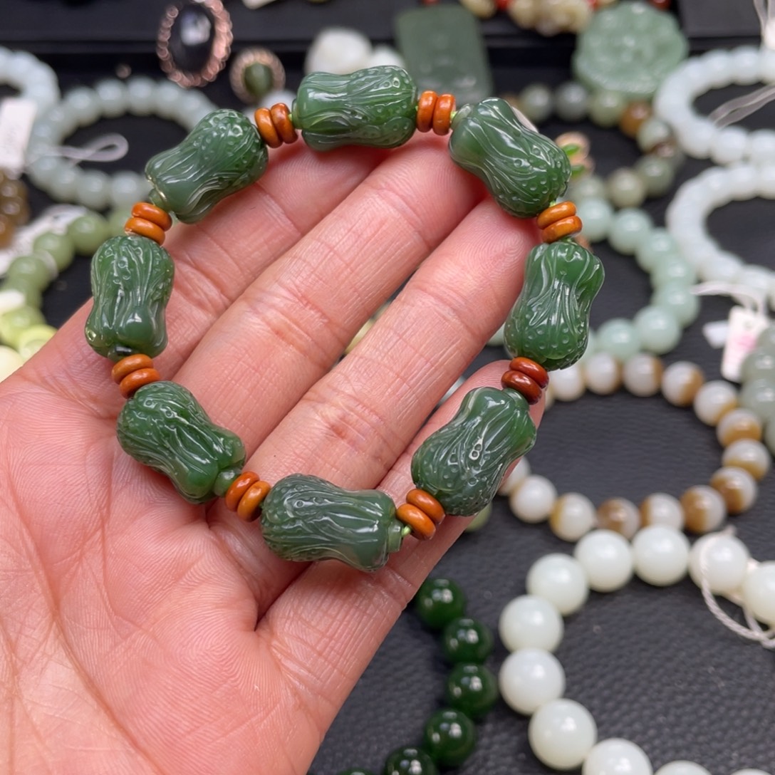 和田玉未镶嵌手链