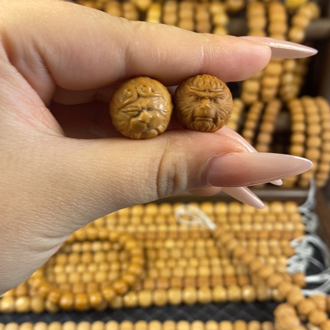 猴头核桃单颗雕刻