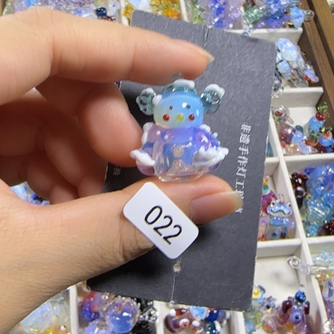 卷****玻璃颈饰不支持七天无理由理智下单喔