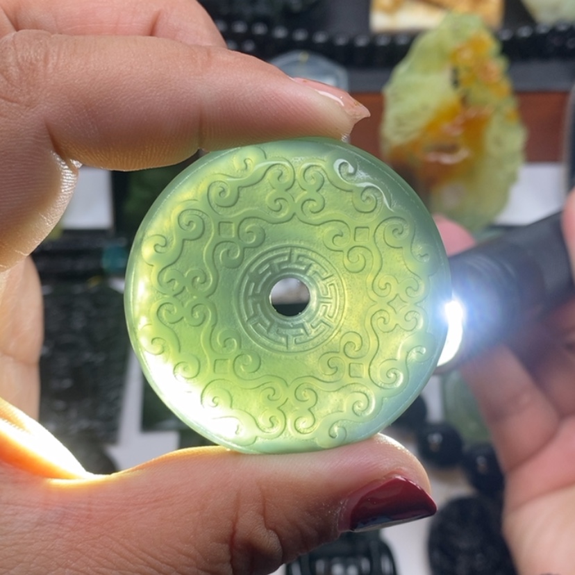 【闪购商品】蛇纹石玉颈饰未镶嵌