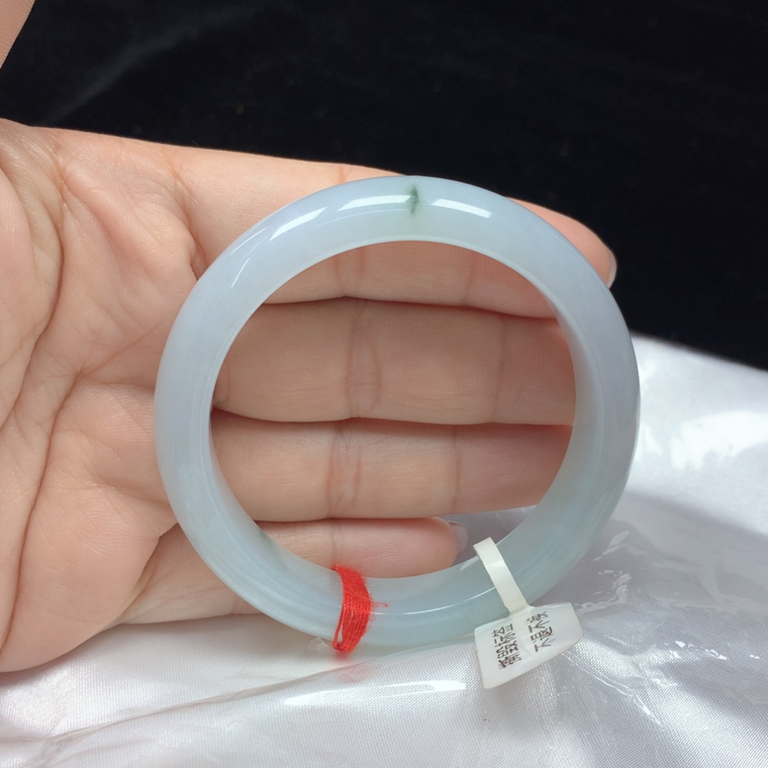 翡翠手镯未镶嵌正圈56