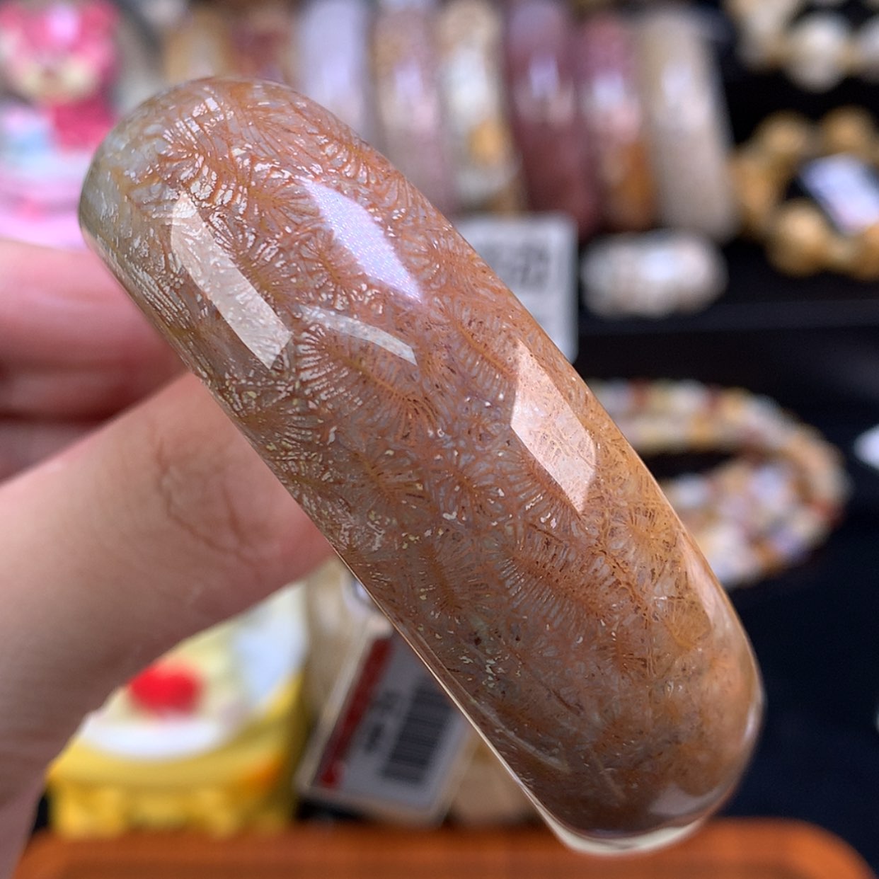 【闪购商品】颈饰未镶嵌硅化珊瑚（珊瑚玉）111号56.7圈红彩胖虫