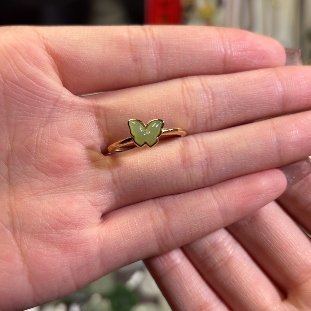 和田玉（糖玉）戒指银S925镶嵌和田玉碧玉镶嵌戒指