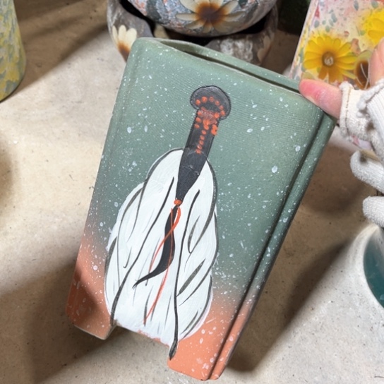 罐默认微瑕，有孔编号15-307