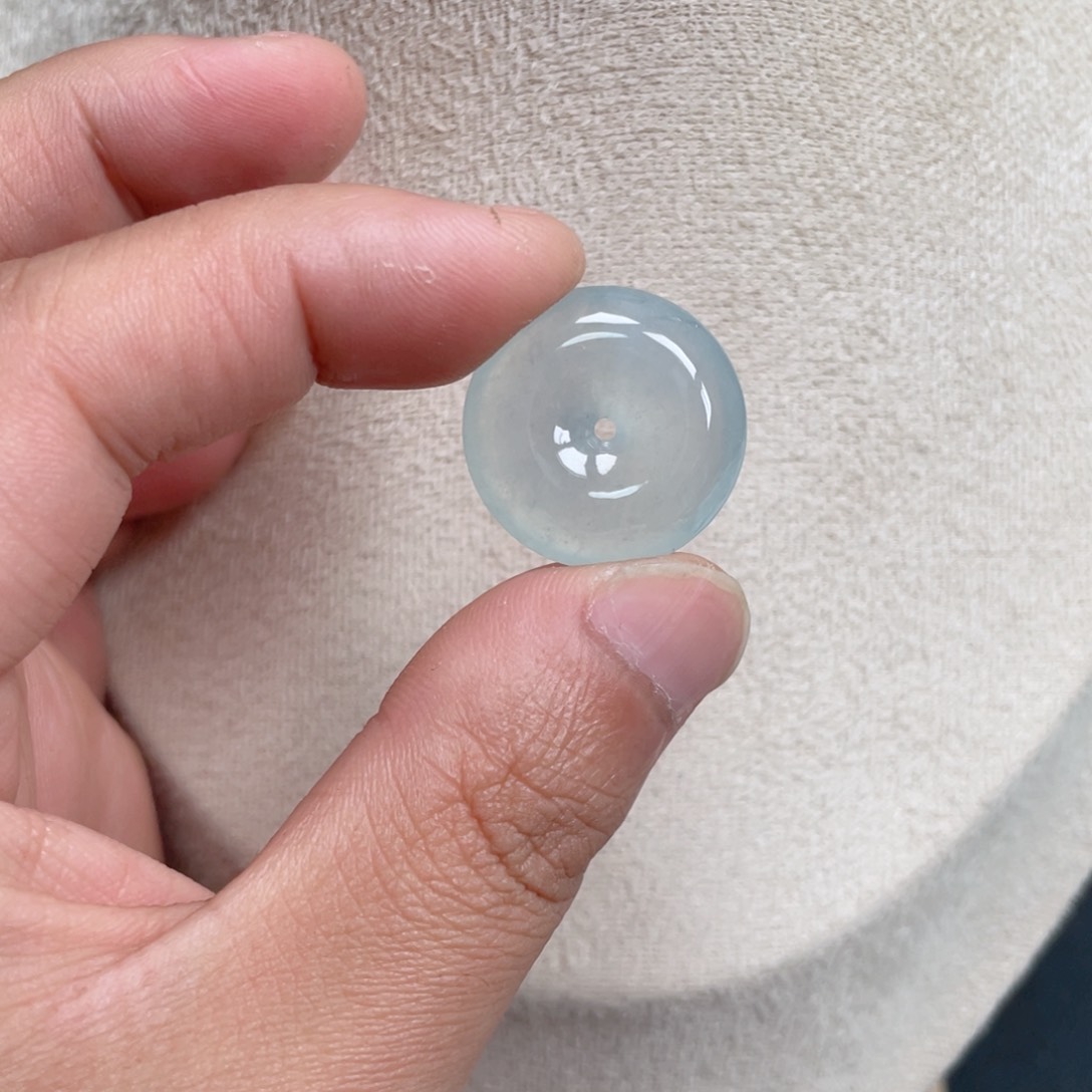 翡翠未镶嵌颈饰225588888998800