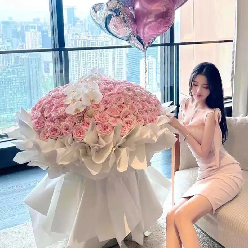 99/199/999朵玫瑰花束鲜花速递同城订婚生日成都上海广州配送女友