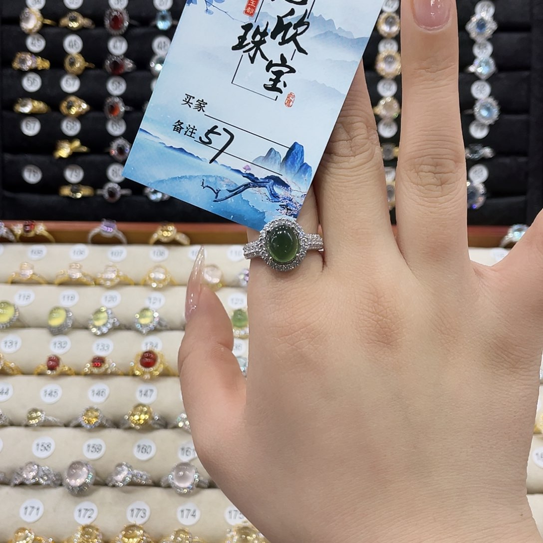 蛇纹石玉戒指银S925镶嵌田*兜57