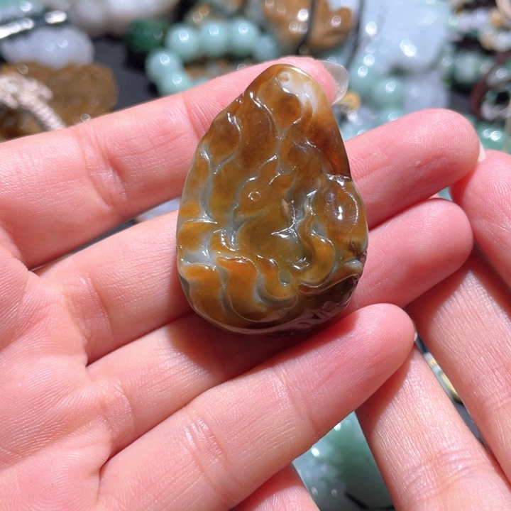 【闪购商品】翡翠颈饰未镶嵌天然翡翠