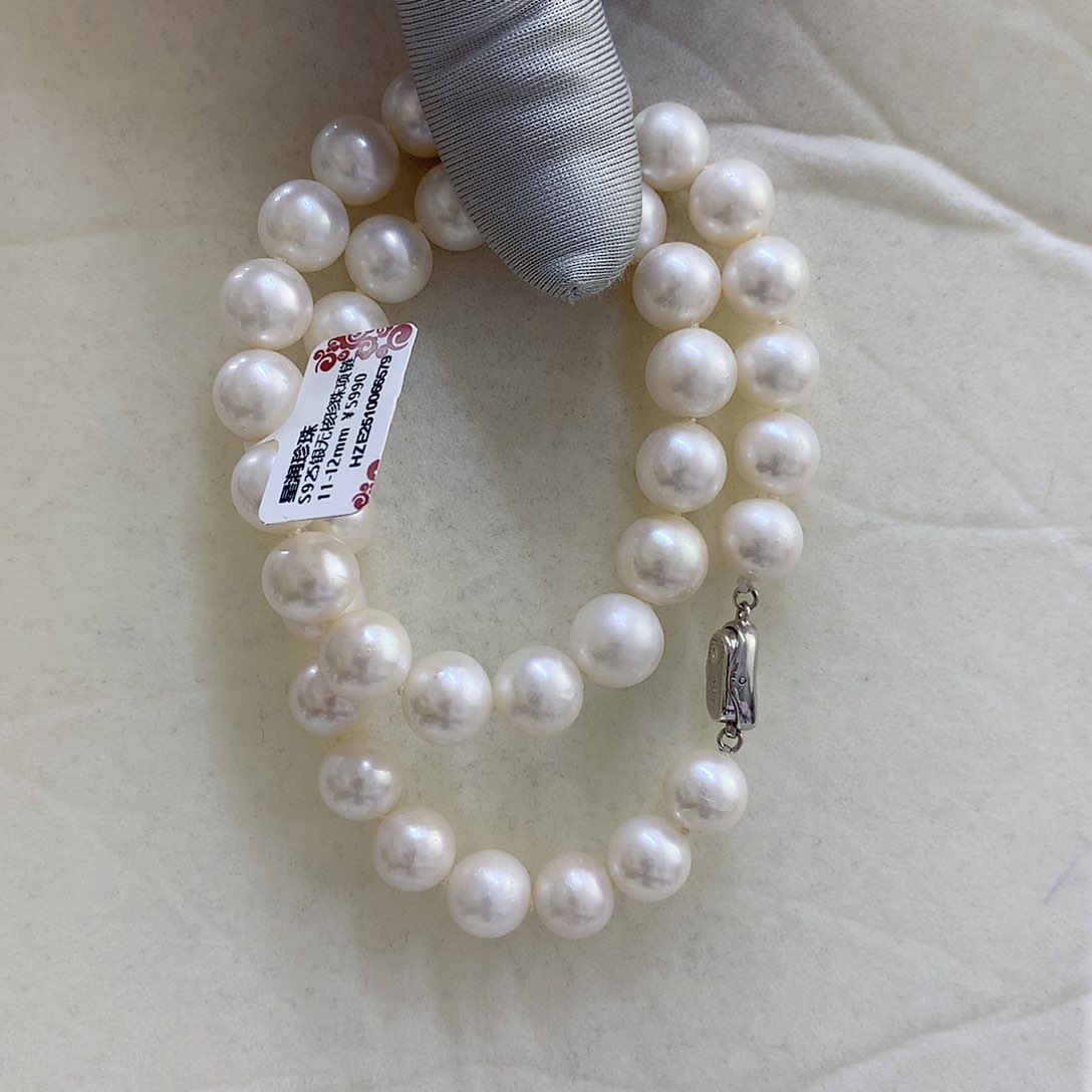 颈饰未镶嵌淡水珍珠