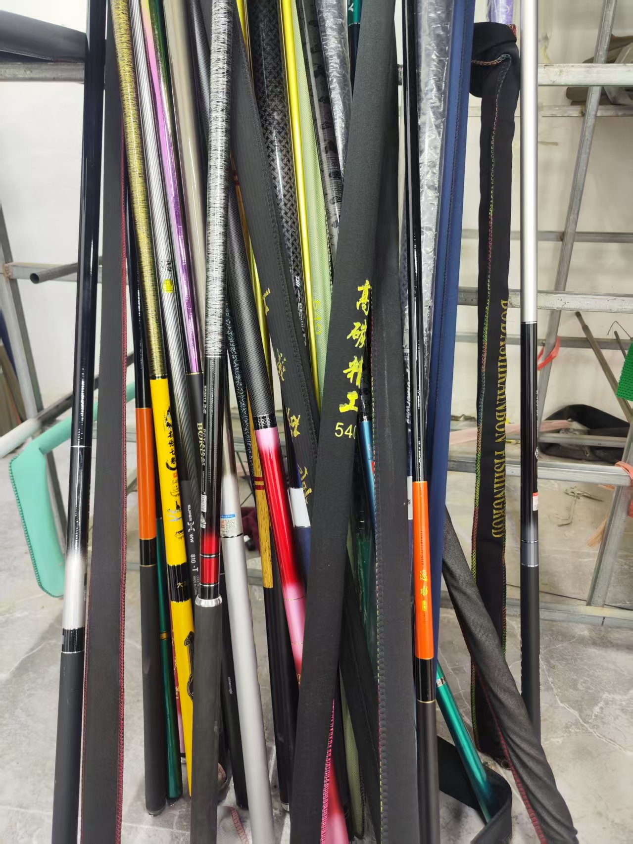 断码断号库存钓鱼竿555