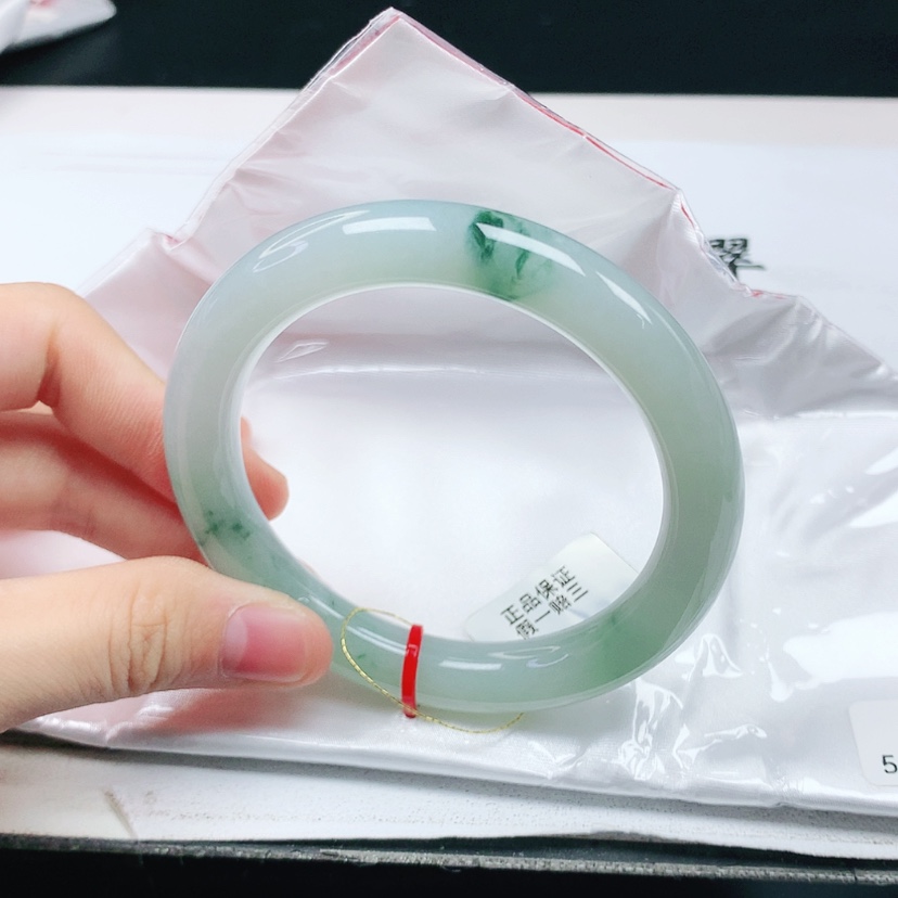 【闪购商品】翡翠手镯（圆镯）未镶嵌缅甸天然a货手镯56