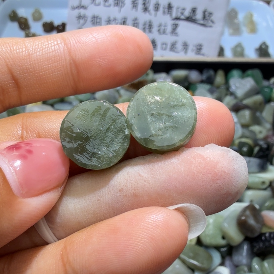 和田玉未镶嵌珠宝奇石