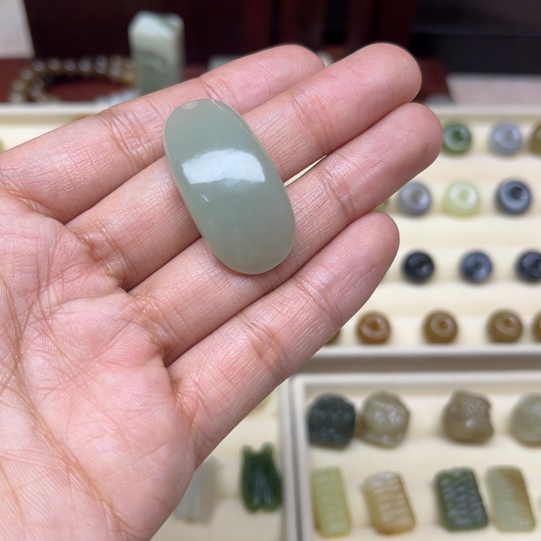 对***吧和田玉未镶嵌珠宝半成品