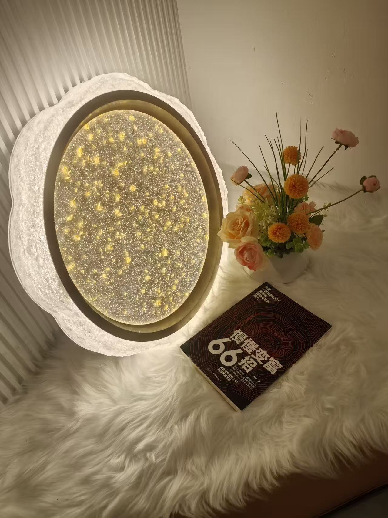 吸顶灯 最新款个性花边高奢款LED卧室吸顶灯