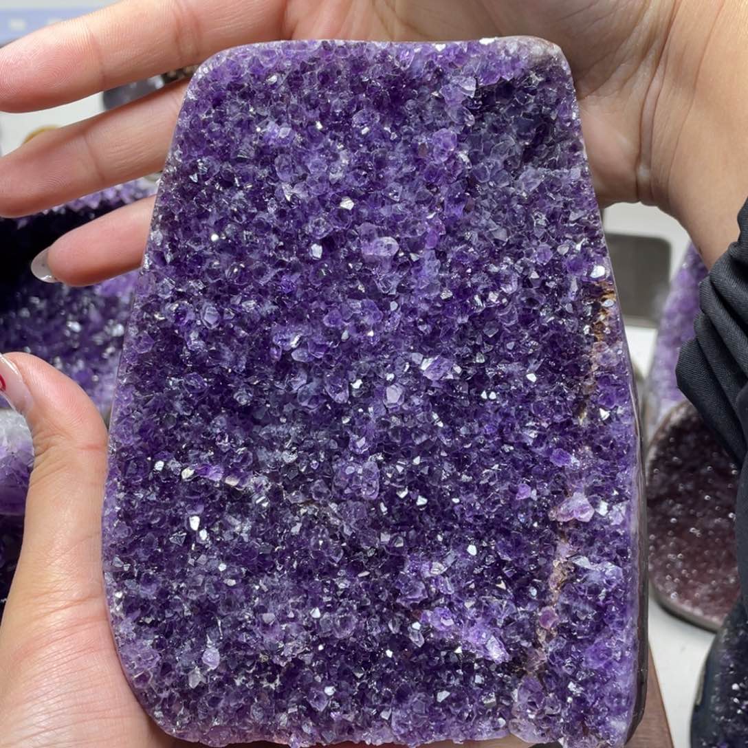 紫晶大型摆件（非配饰）未镶嵌