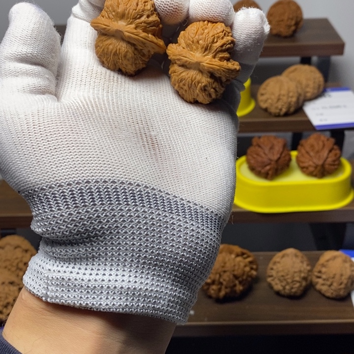 吊坠桃核全品35血麒麟