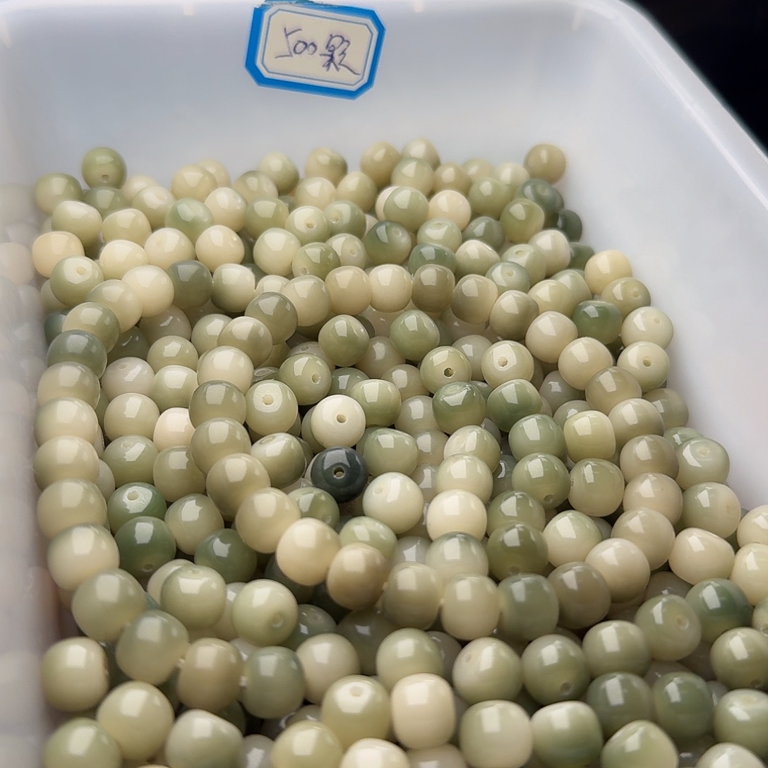 吊坠菩提根/象牙果50 颗菲料晴水干磨 8 桶