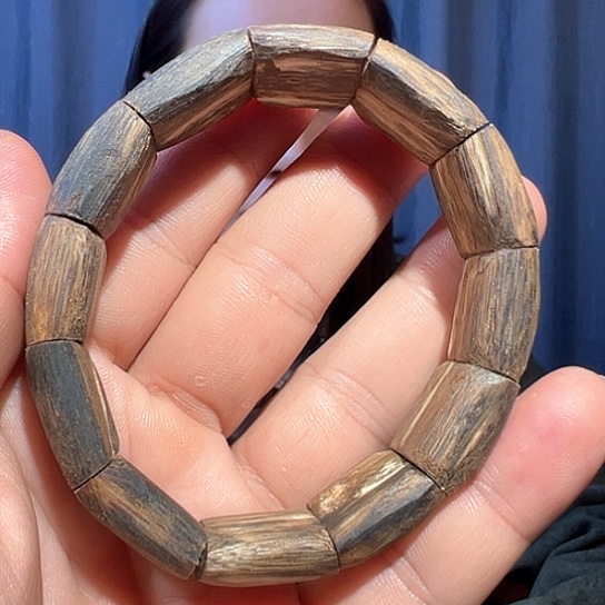 沉香手串乌身手镯多样性发货1条