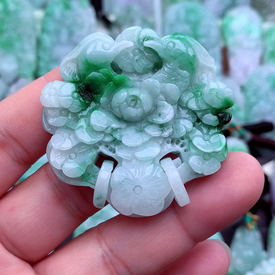 翡翠吊坠(不含链)未镶嵌