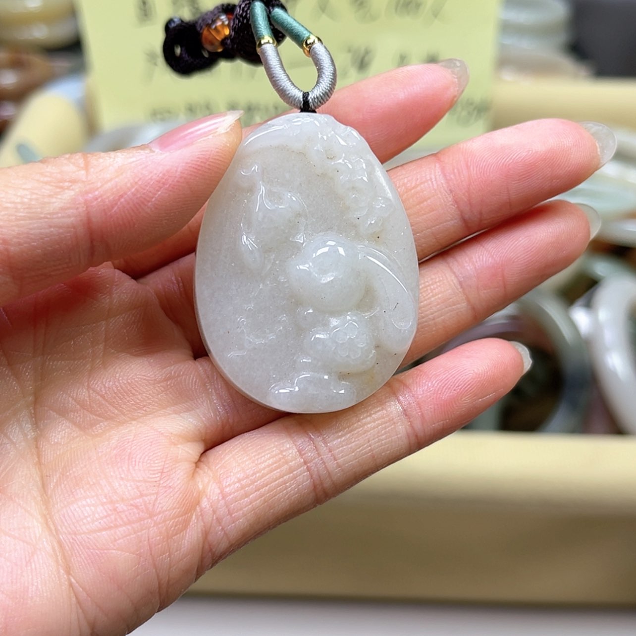 【闪购商品】石英质玉手镯未镶嵌