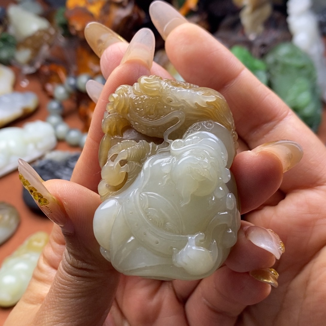 和田玉挂件未镶嵌