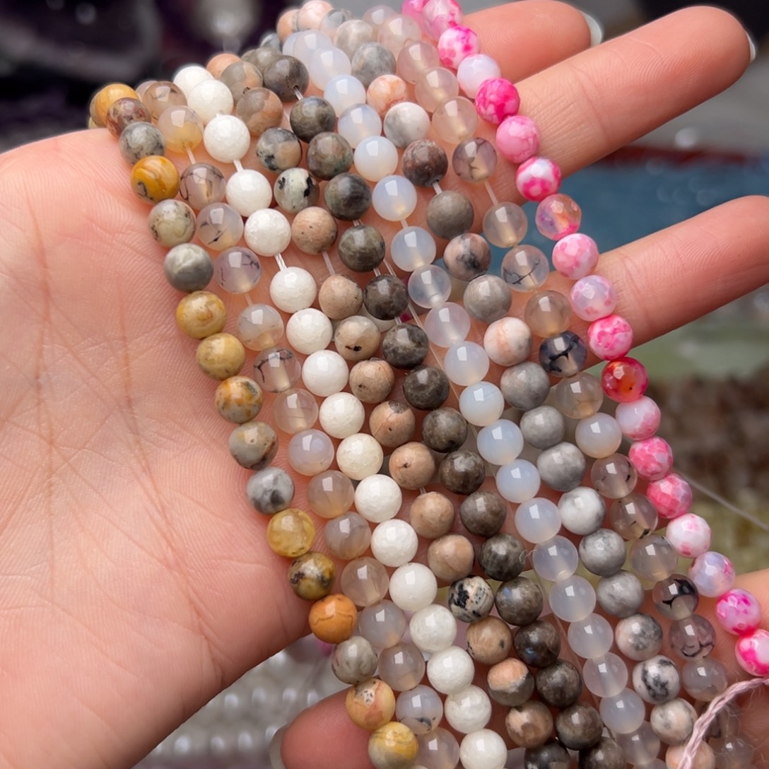玛瑙/玉髓合金珠宝半成品Y372。6mm杂石圆珠一条