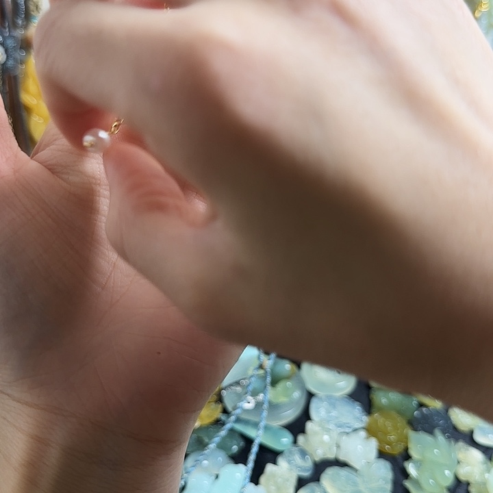 蛇纹石玉合金颈饰