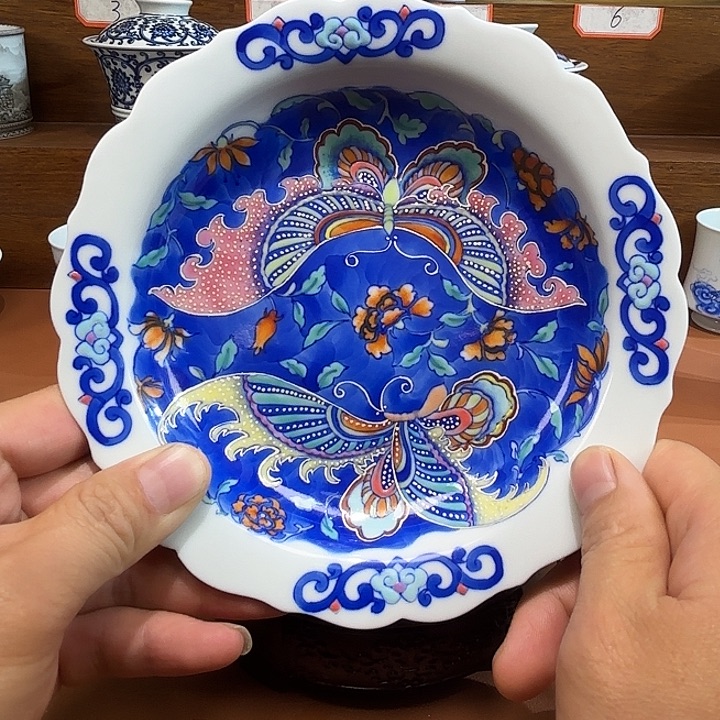 青花斗彩壶承手绘微微瑕