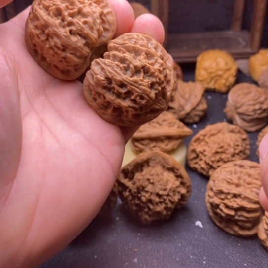 文玩核桃全品野牛42