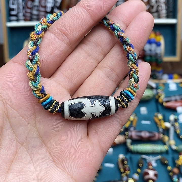 玛瑙/玉髓颈饰合金