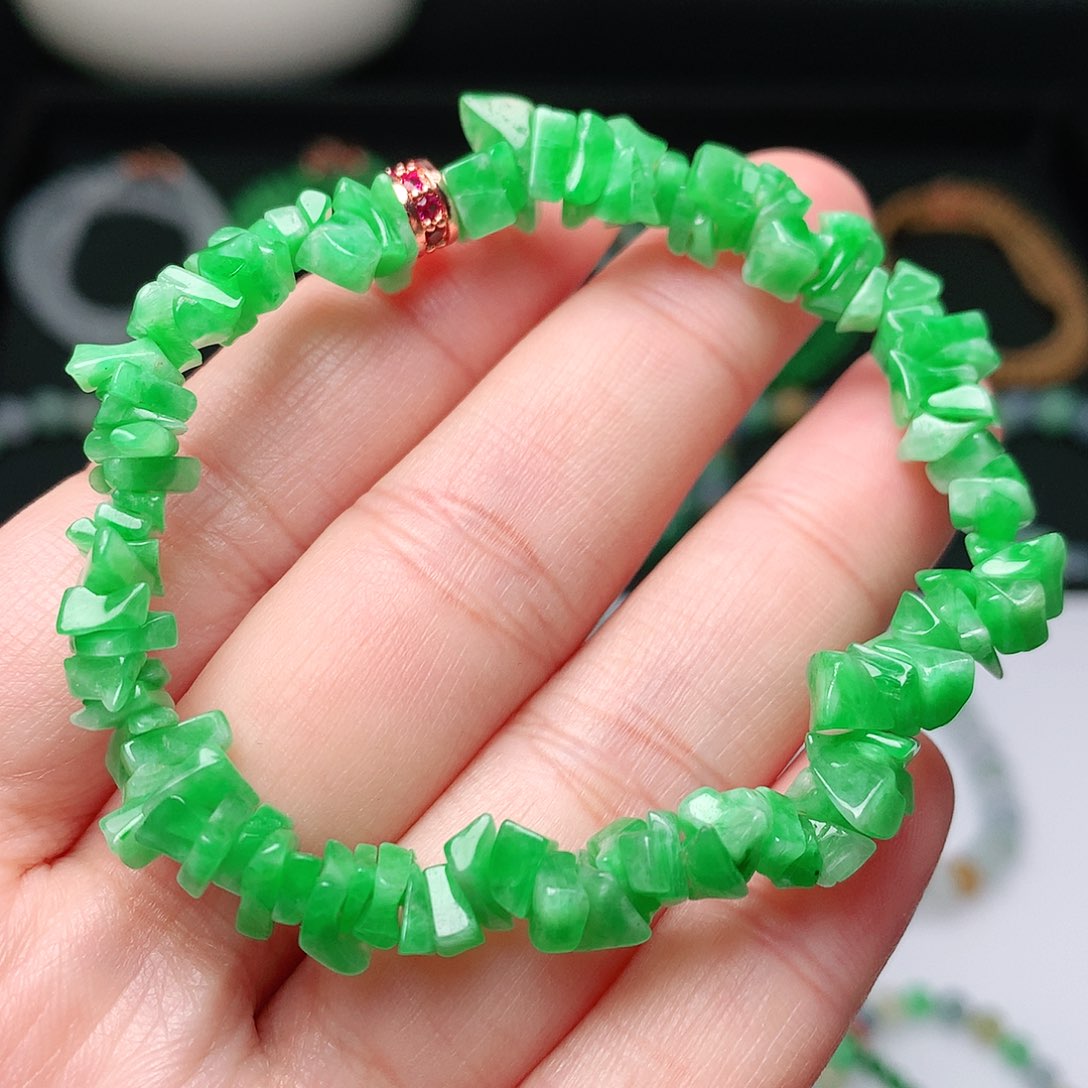 翡翠手链未镶嵌翡翠