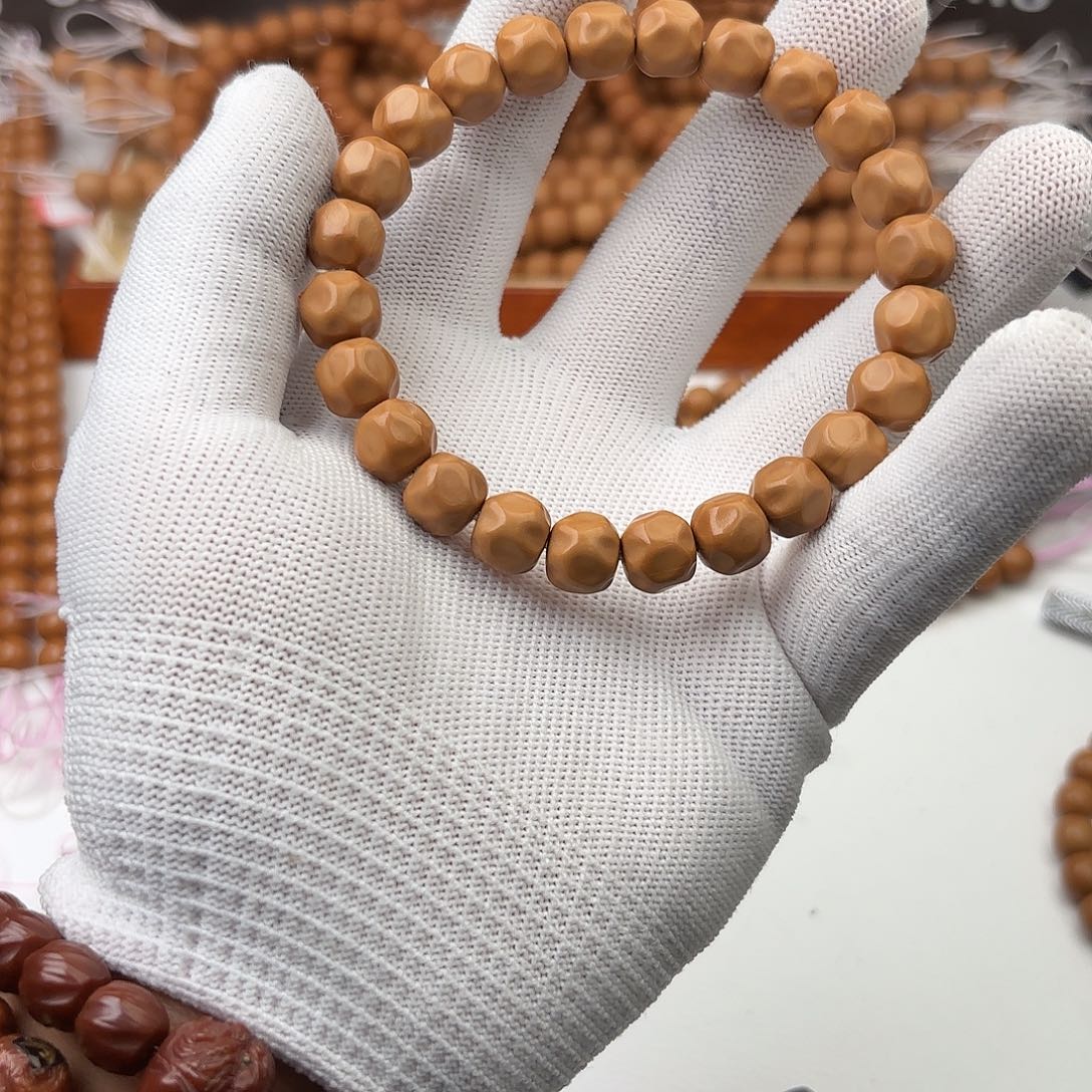 张***好手串猴头核桃奶酪